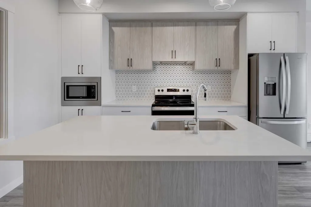 238 Sage Valley Common NW Calgary AB T3R 1X8