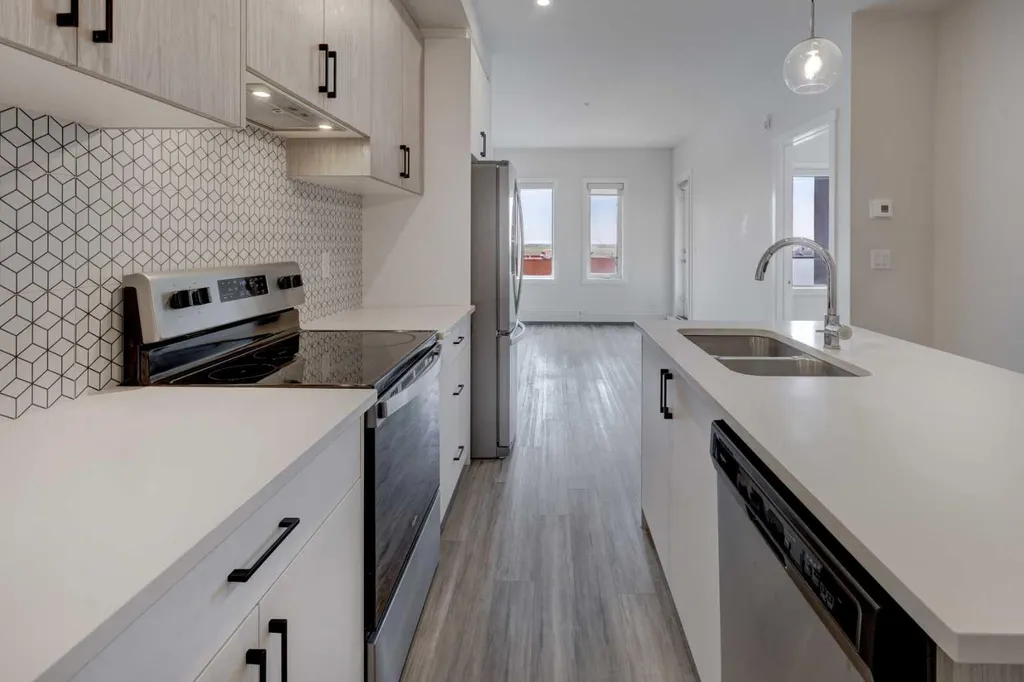 238 Sage Valley Common NW Calgary AB T3R 1X8