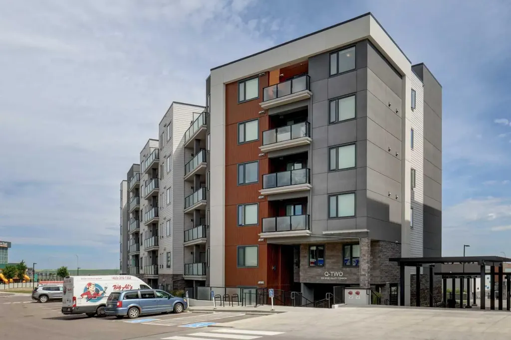 238 Sage Valley Common NW Calgary AB T3R 1X8