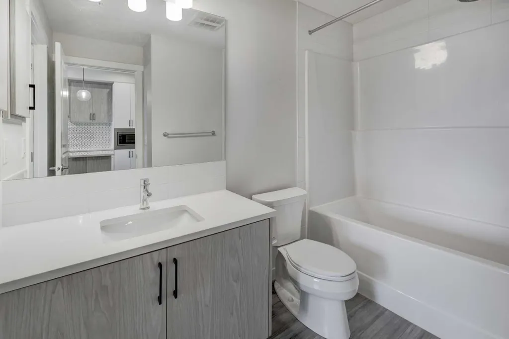 238 Sage Valley Common NW Calgary AB T3R 1X8