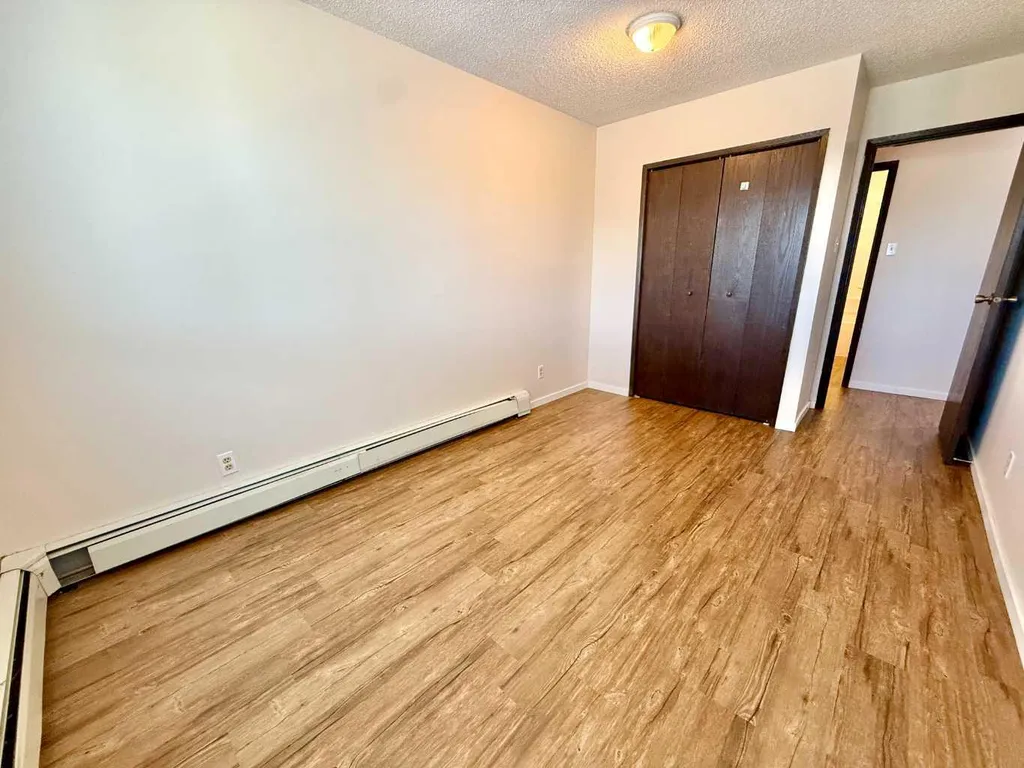 295 Columbia Boulevard W Lethbridge AB T1K 4B8