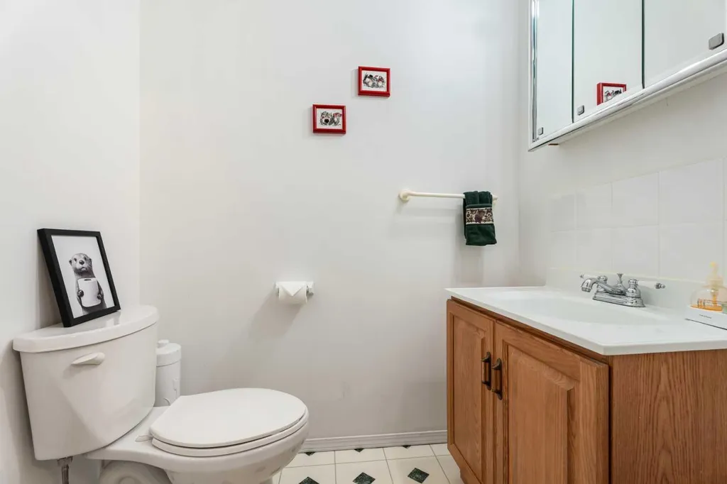 16006 274 Avenue E Rural Foothills County AB T1S 4M9