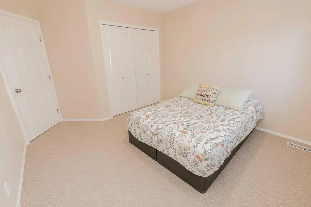 8902 60a Avenue Grande Prairie AB T8W 2P3