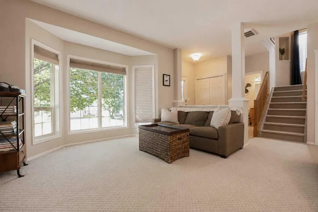8902 60a Avenue Grande Prairie AB T8W 2P3