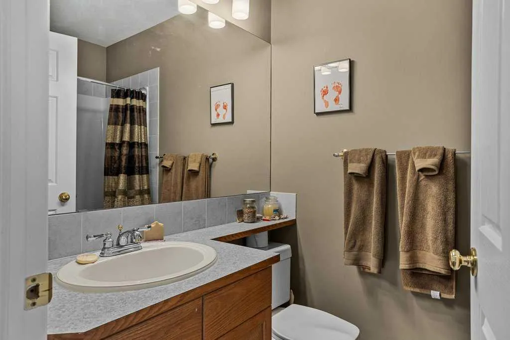 901 Benchlands Trail Canmore AB T1W 2Z8