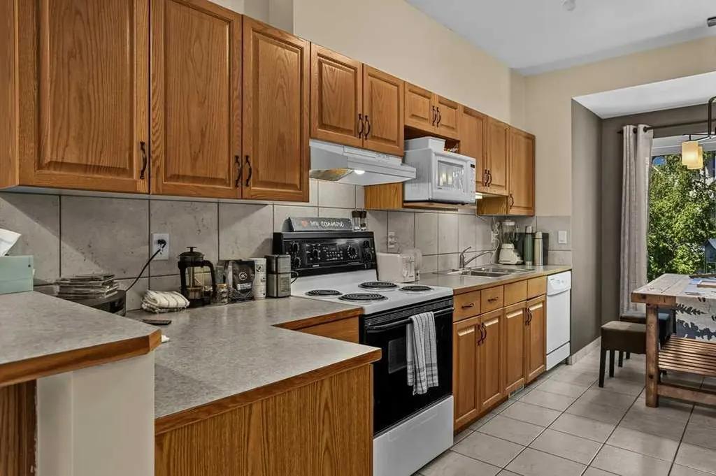 901 Benchlands Trail Canmore AB T1W 2Z8