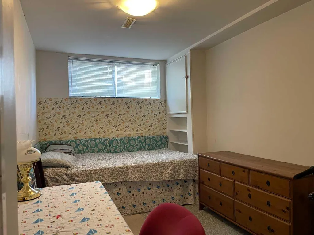 153 Bergen Crescent NW Calgary AB T3K 1J2