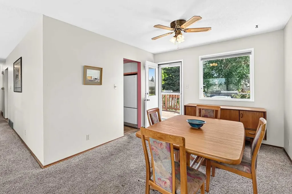 7108 Silverview Road NW Calgary AB T3B 3M1