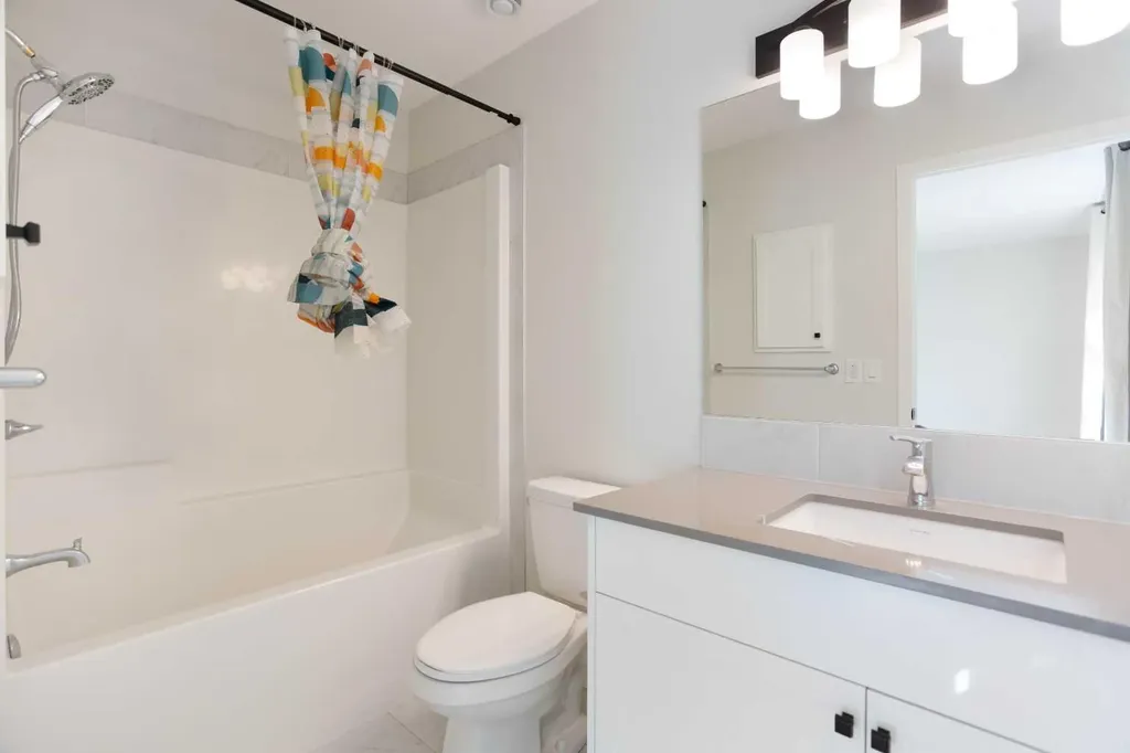 112 Lucas Street NW Calgary AB T3P 1R6