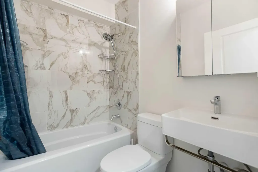 112 Lucas Street NW Calgary AB T3P 1R6