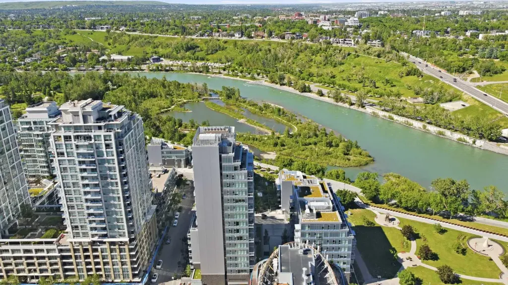 138 Waterfront Court SW Calgary AB T2P 1L1