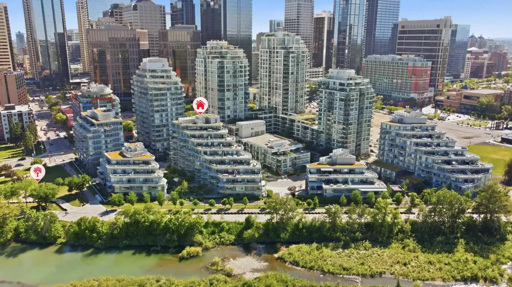 138 Waterfront Court SW Calgary AB T2P 1L1