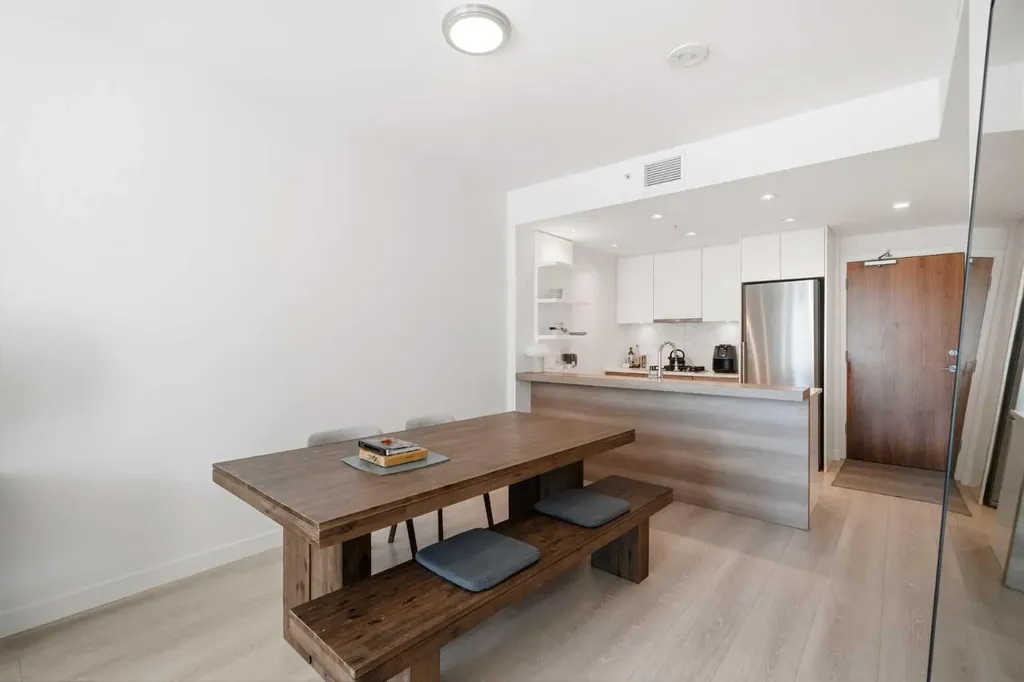 138 Waterfront Court SW Calgary AB T2P 1L1