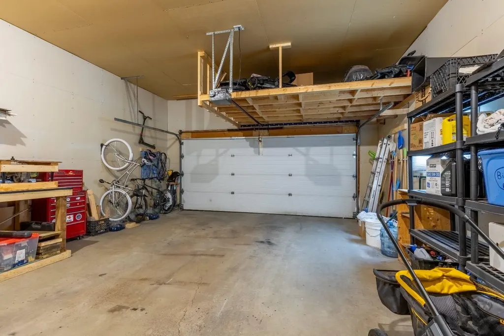568 Heritage Boulevard W Lethbridge AB T1K7S4