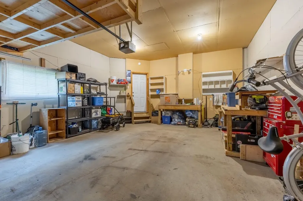 568 Heritage Boulevard W Lethbridge AB T1K7S4