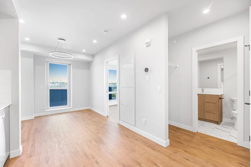 110 18a Street NW Calgary AB T2N 5G5
