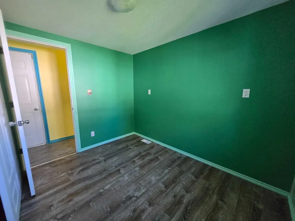 133 Jarvis Street Hinton AB T7V 1R6