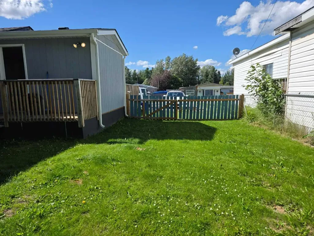 133 Jarvis Street Hinton AB T7V 1R6