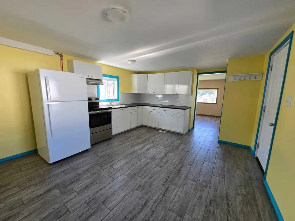 133 Jarvis Street Hinton AB T7V 1R6