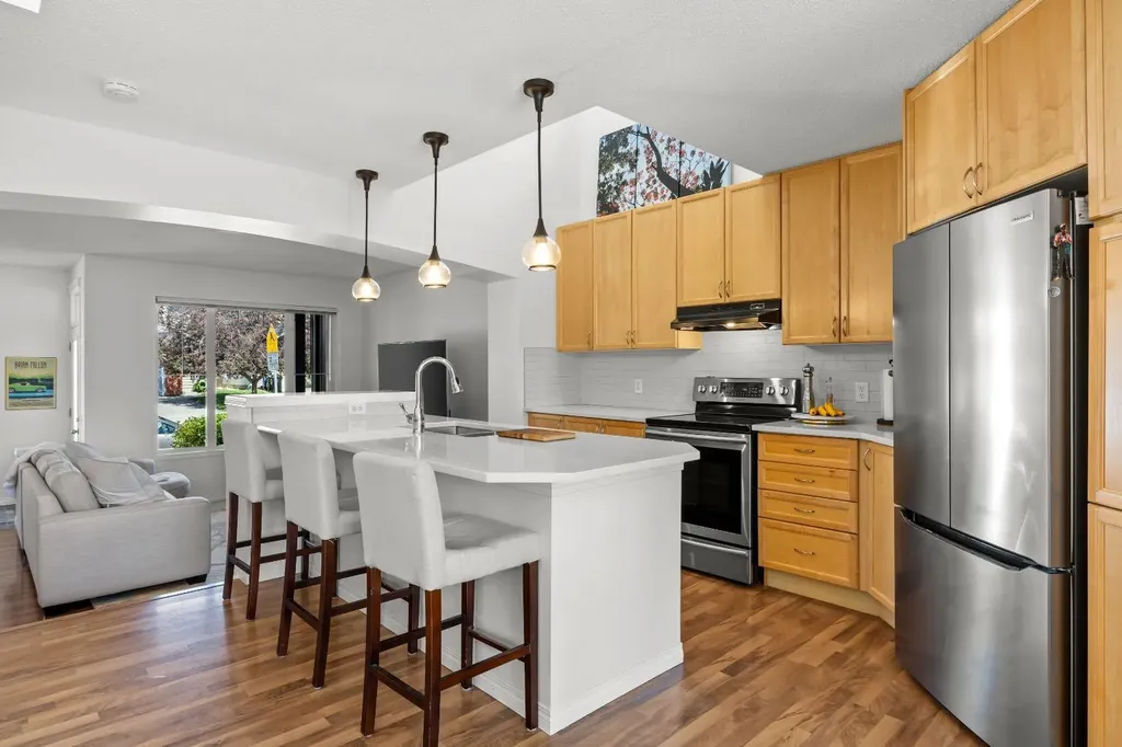 393 Tuscany Drive NW Calgary AB T3L 3C9