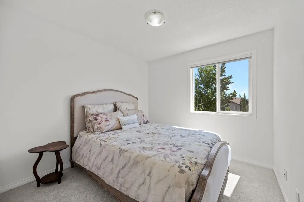 393 Tuscany Drive NW Calgary AB T3L 3C9