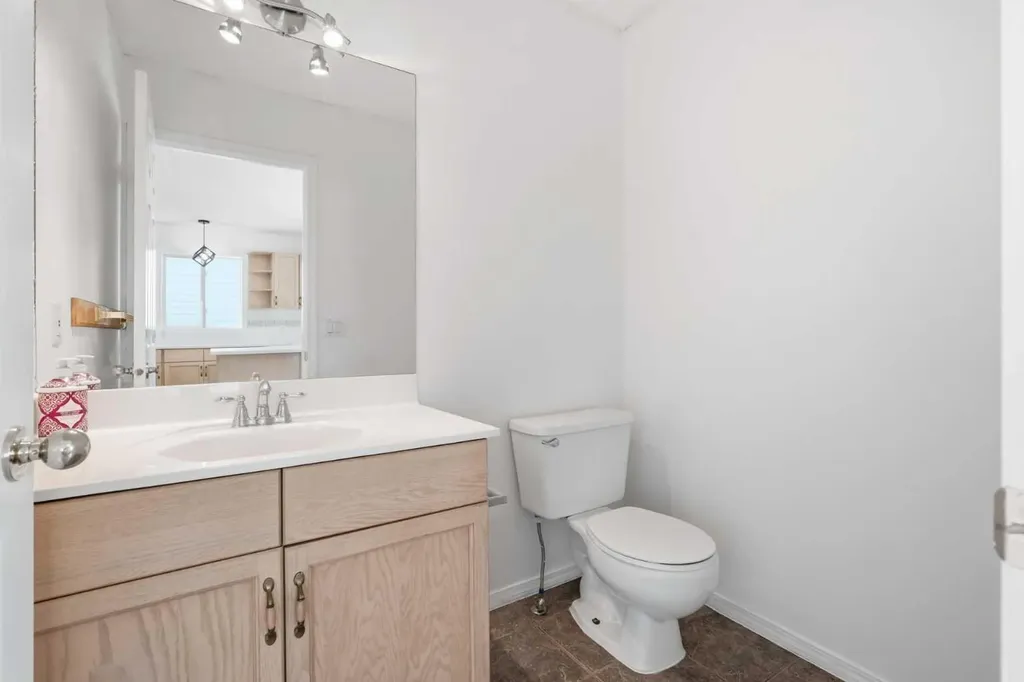 66 Arbour Wood Mews NW Calgary AB T3G 4B6