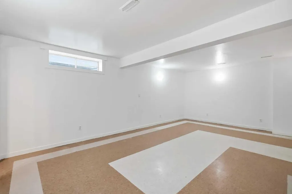 66 Arbour Wood Mews NW Calgary AB T3G 4B6
