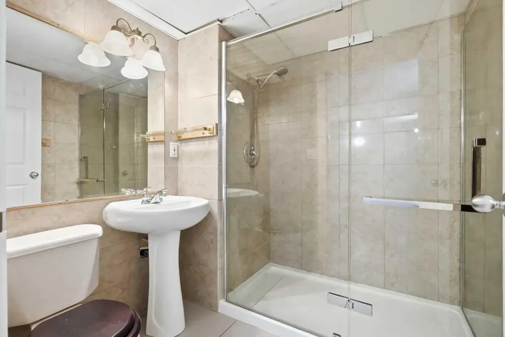 66 Arbour Wood Mews NW Calgary AB T3G 4B6