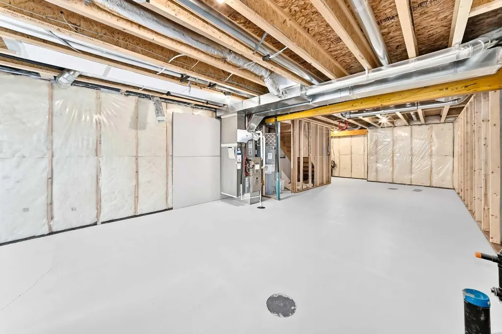 421 Clydesdale Avenue Cochrane AB T4C 3L8