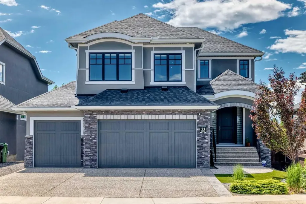 33 Aspen Summit Circle SW Calgary AB T3H 0Z7