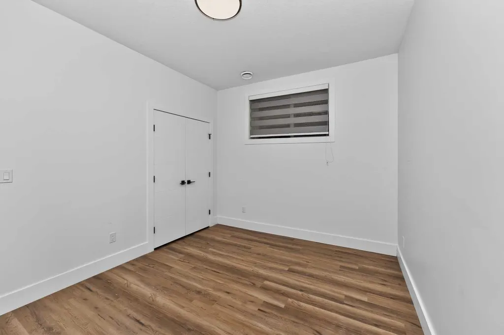 219 18 Avenue NE Calgary AB T2E 1N3