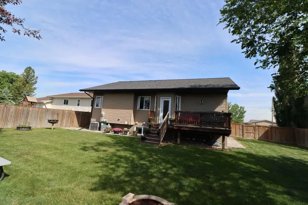 608 3 Street N Grassy Lake AB T0K 0Z0
