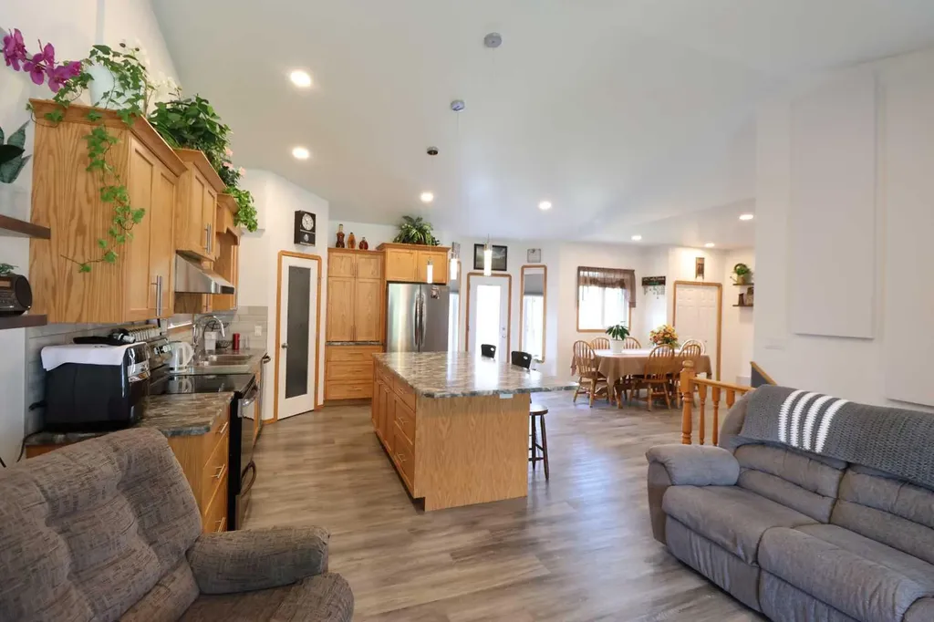 608 3 Street N Grassy Lake AB T0K 0Z0