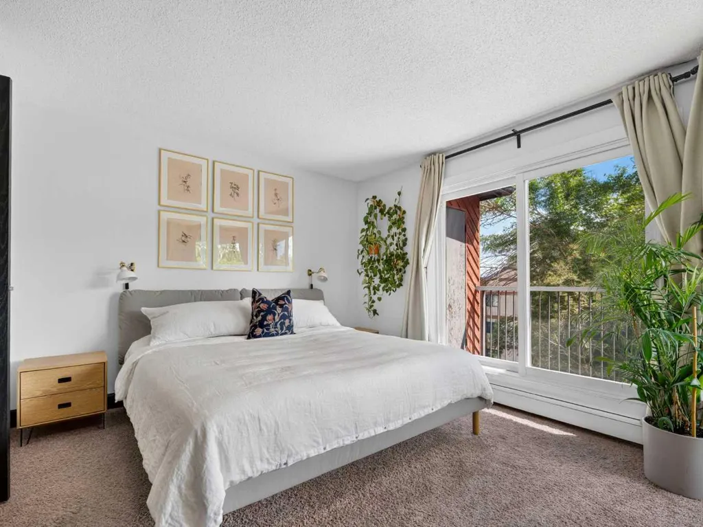 402 4 Avenue NE Calgary AB T2E0J5