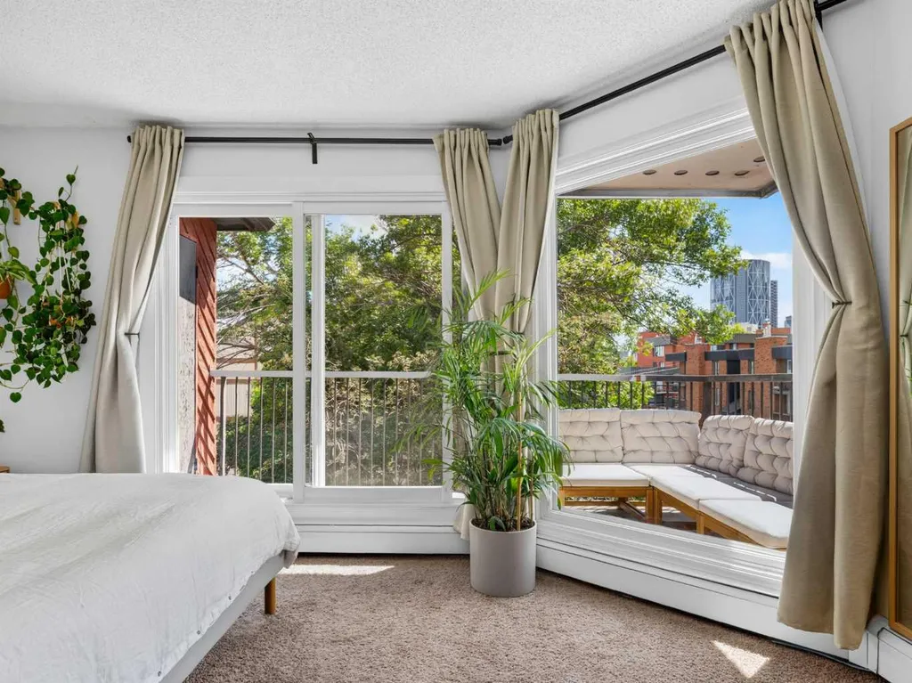 402 4 Avenue NE Calgary AB T2E0J5