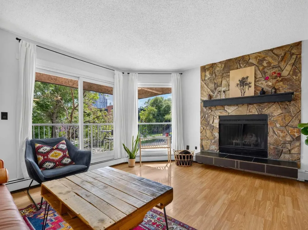 402 4 Avenue NE Calgary AB T2E0J5