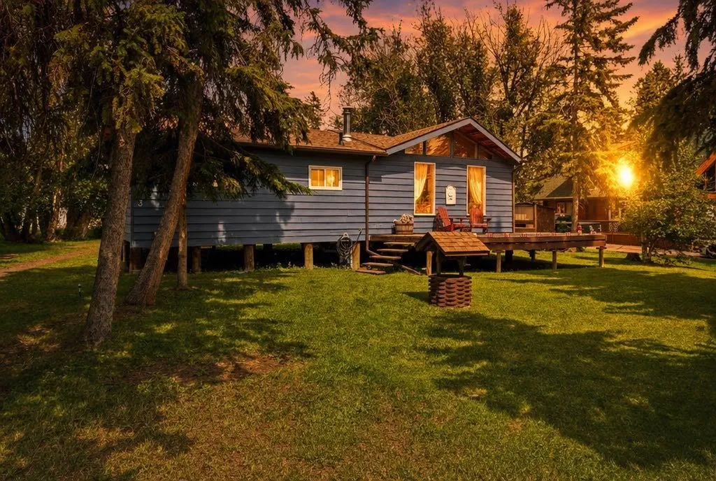 41513 Highway 771 Rural Lacombe County AB T0C 0J0