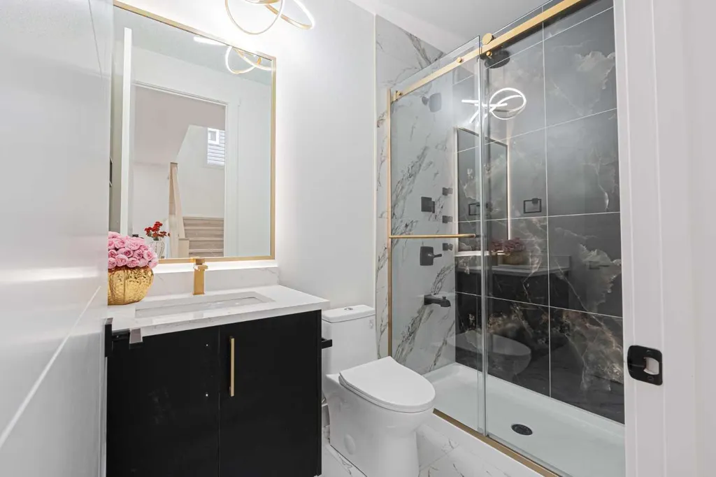 137 Saddlecrest Circle NE Calgary AB T3J 0Z2