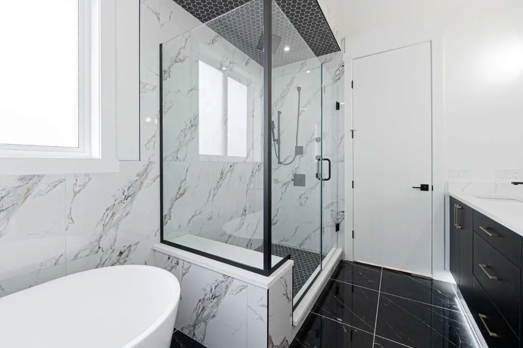 137 Saddlecrest Circle NE Calgary AB T3J 0Z2