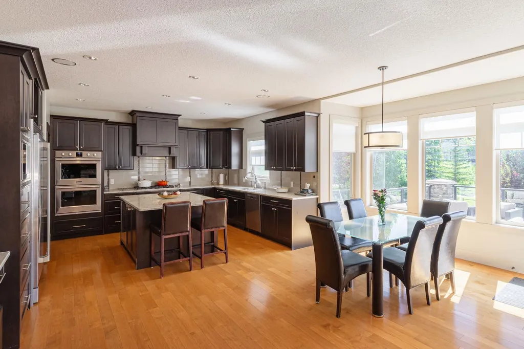 412 Aspen Glen Place SW Calgary AB t3h 0e9