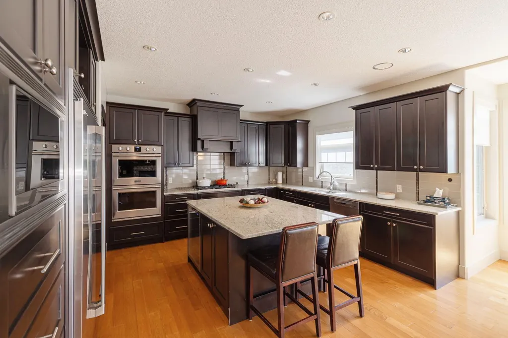 412 Aspen Glen Place SW Calgary AB t3h 0e9