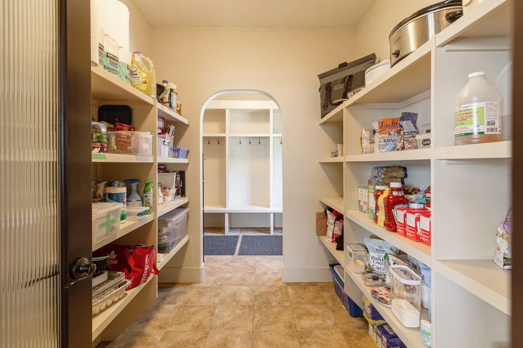 412 Aspen Glen Place SW Calgary AB t3h 0e9