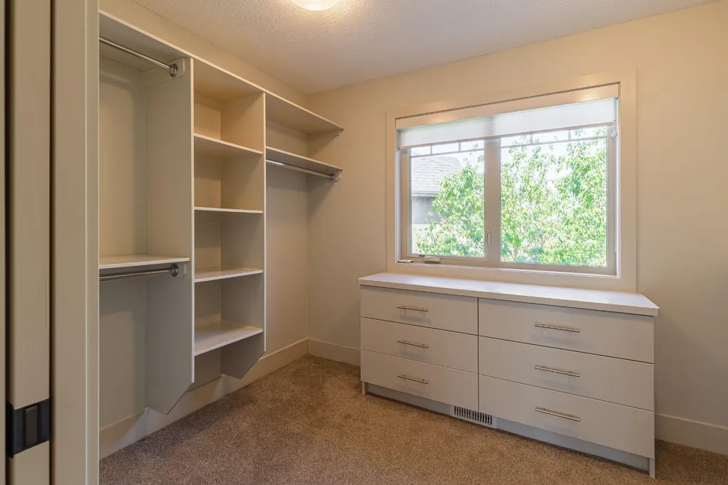 412 Aspen Glen Place SW Calgary AB t3h 0e9