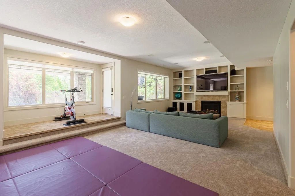 412 Aspen Glen Place SW Calgary AB t3h 0e9