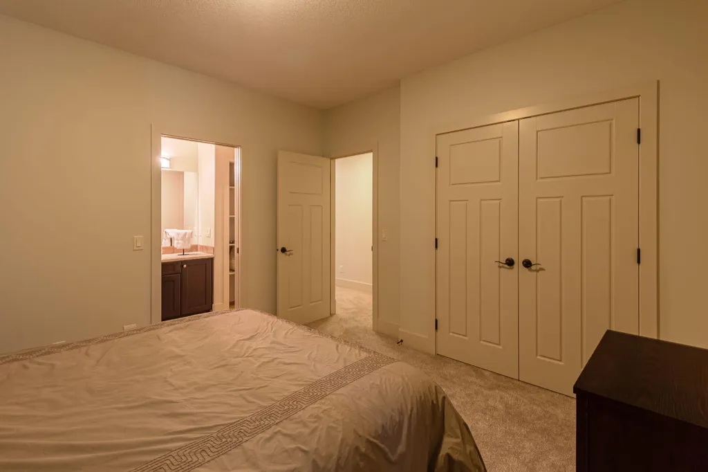 412 Aspen Glen Place SW Calgary AB t3h 0e9