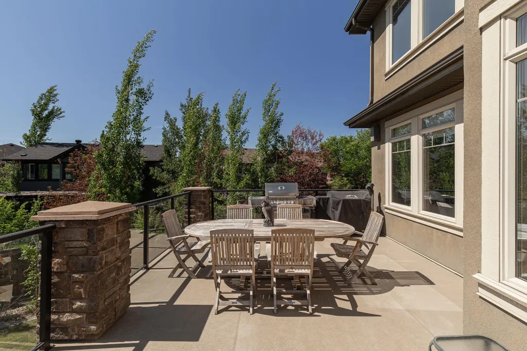 412 Aspen Glen Place SW Calgary AB t3h 0e9