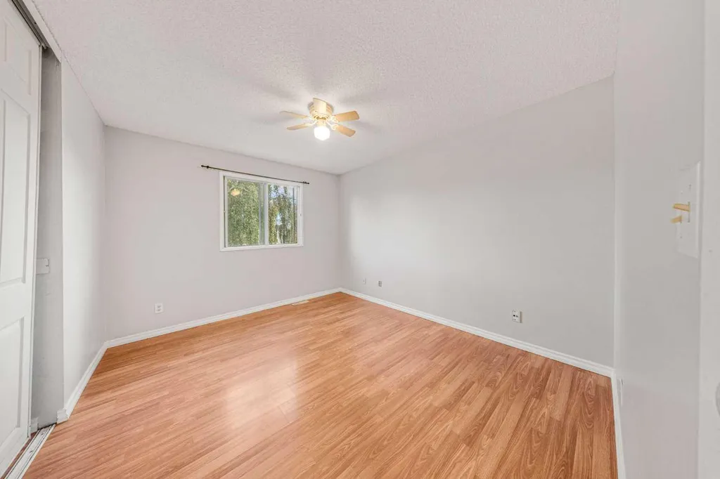 292 Falshire Way NE Calgary AB T3J2B4