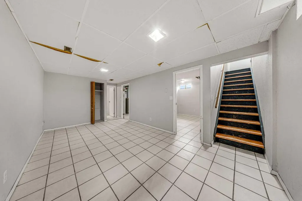 292 Falshire Way NE Calgary AB T3J2B4