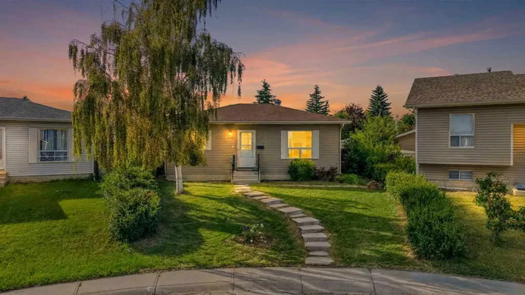 292 Falshire Way NE Calgary AB T3J2B4