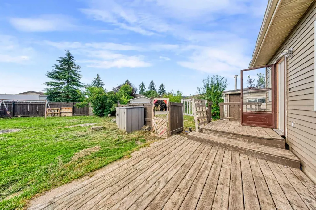 292 Falshire Way NE Calgary AB T3J2B4